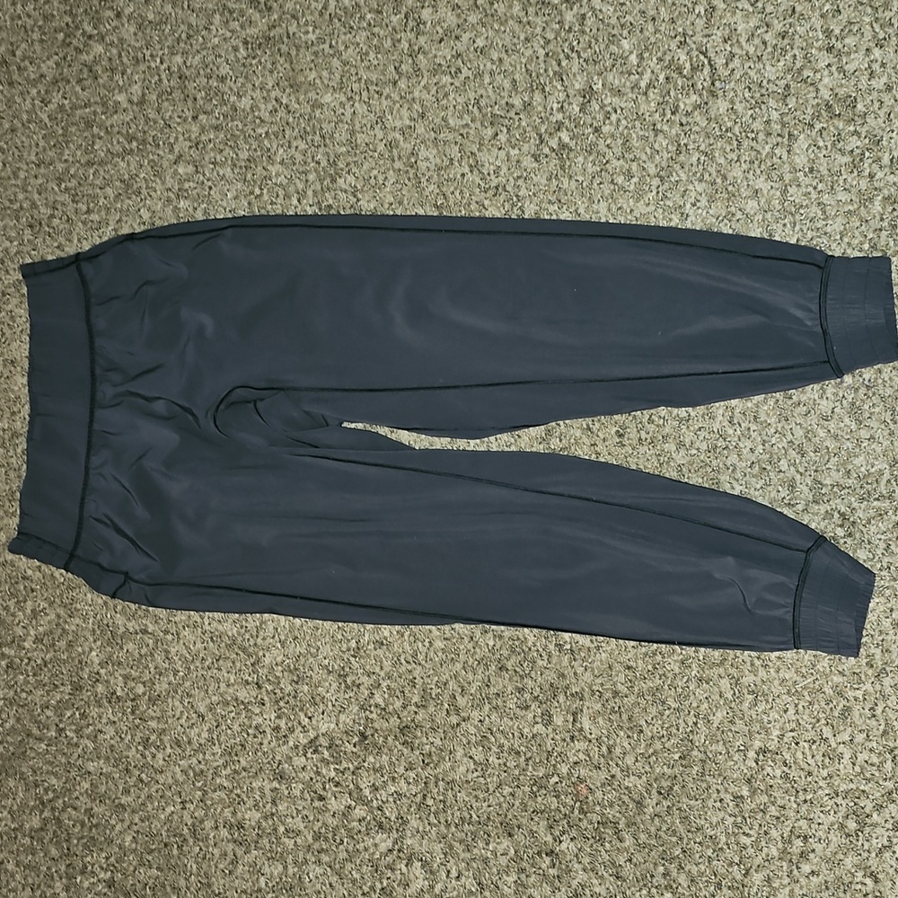 Lululemon Jogger Pants Sz 6! Black, Stretchy Waist Band!!! Womens